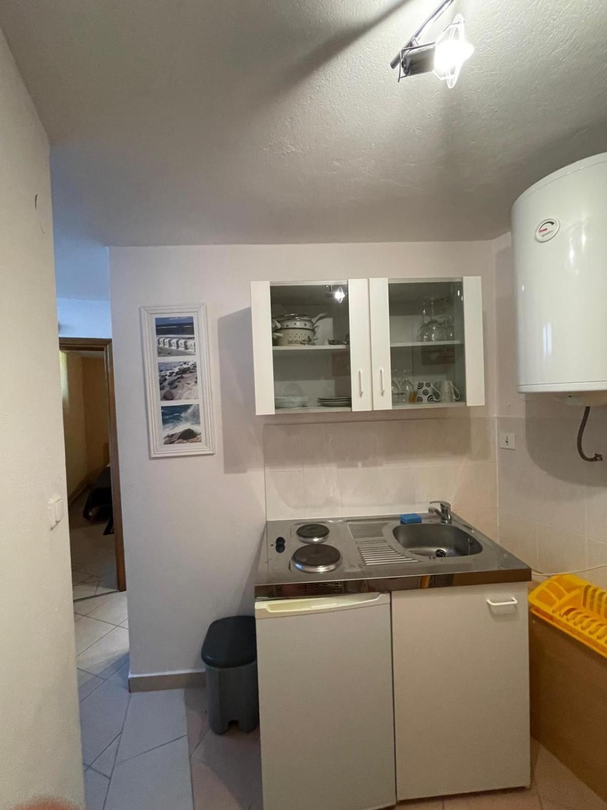 Apartaments Remi Starigrad Paklenica Eksteriør billede