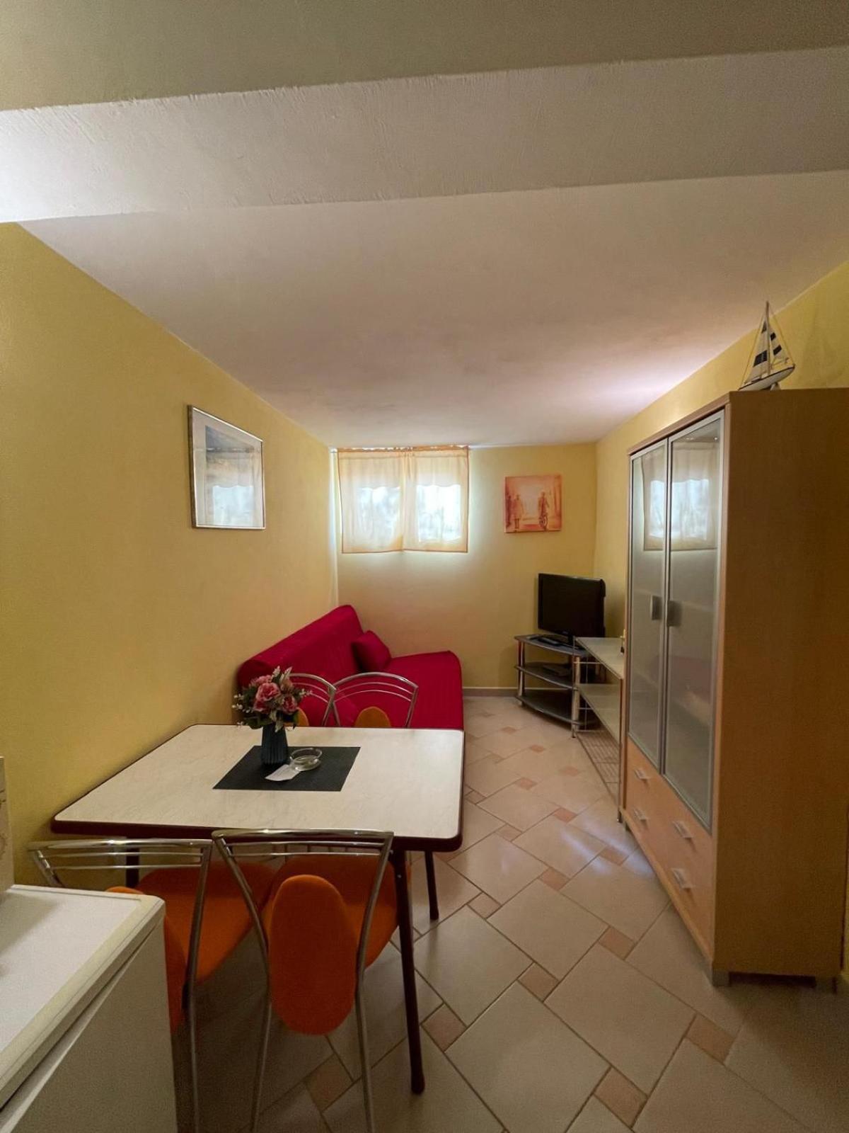 Apartaments Remi Starigrad Paklenica Eksteriør billede